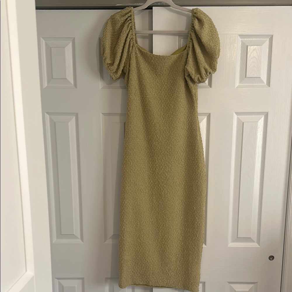 Endless Blu Lime Green Puff Sleeve Dress